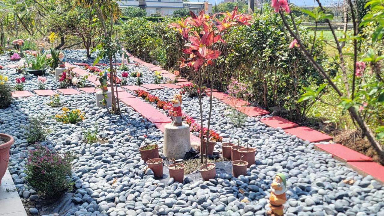 Chaopingjia Fengge Guesthouse Wujie Luaran gambar