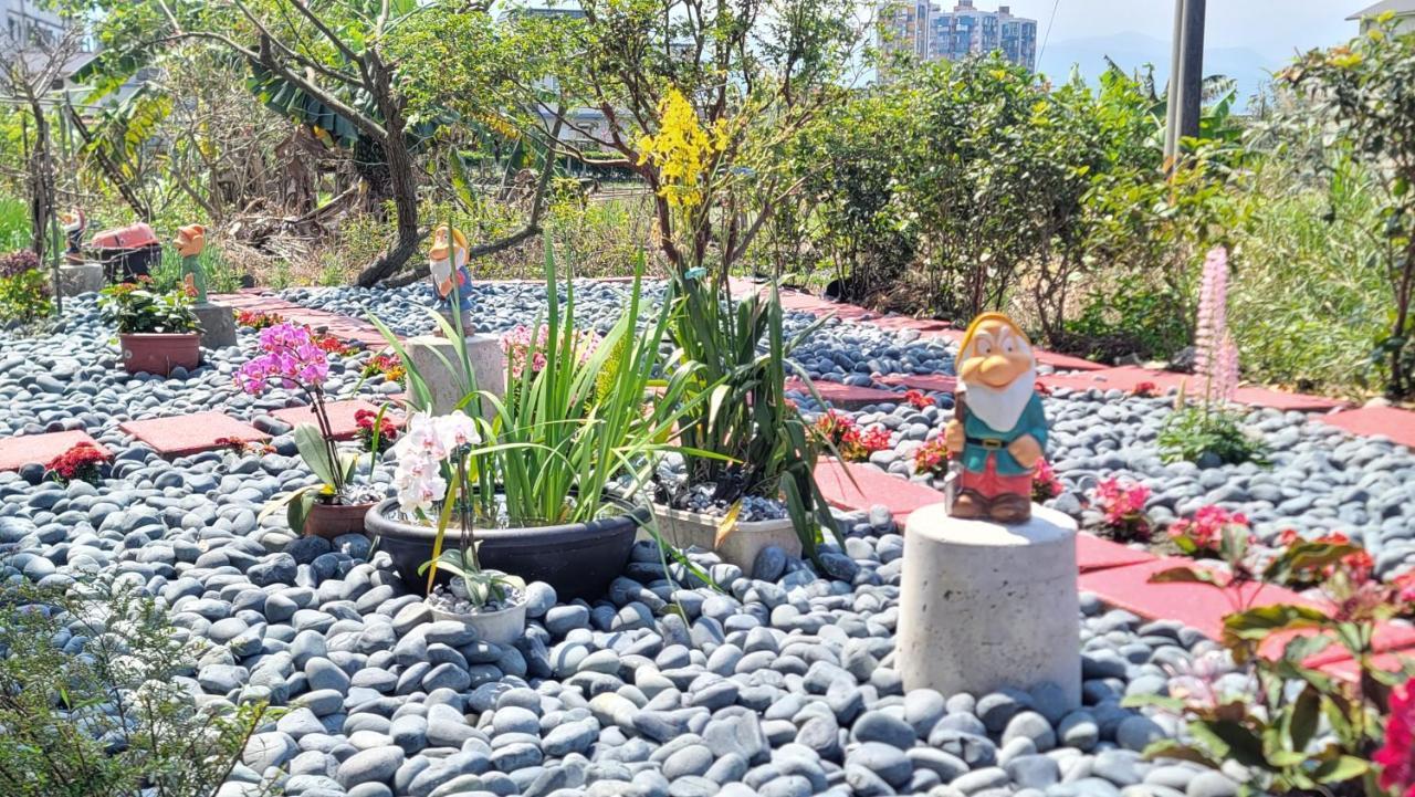 Chaopingjia Fengge Guesthouse Wujie Luaran gambar